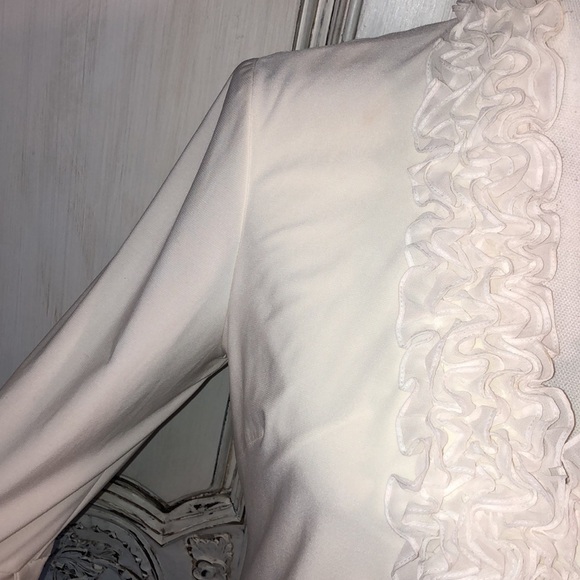 Andre’ Oliver Jersey Knit Multi Layered Ruffle Neckline Mid Sleeve Popover Top - Picture 5 of 11